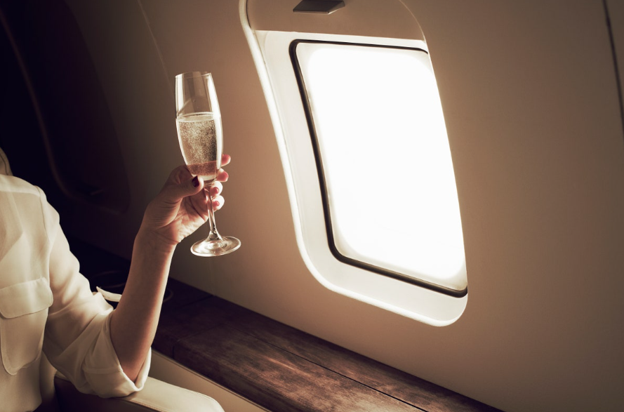 为什么飞机上的葡萄酒不好喝？