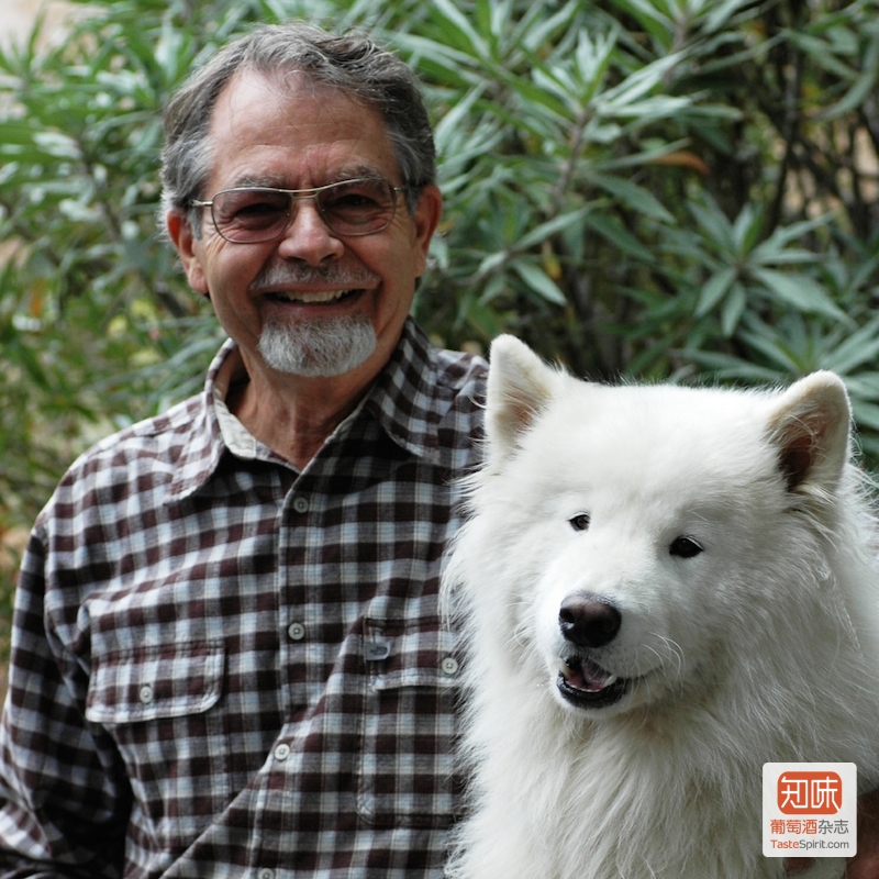 Paul Draper与爱犬Bodhi，图片来源：Ridge Blog