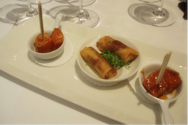 蜂蜜酱油加托斯卡那香料腌制三文鱼，图片来源 Young Shi