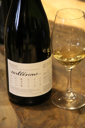 Selosse的白中白年份香槟系列Millésime 2002，图片来源：谢晓燕