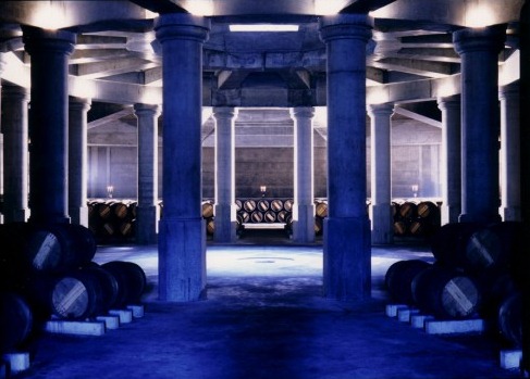 里卡多·波菲（Ricardo Bofill）1987年为拉菲古堡设计建造的酒窖