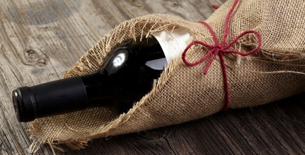 最新研究确认红酒中白藜芦醇健康效用，图片来源：Poplasen / Fotolia.com