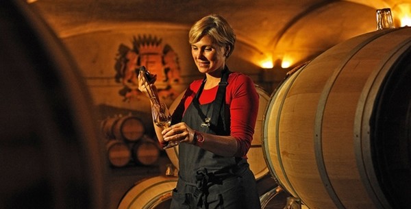 滴金酒庄 Château d'Yquem主酿酒师 桑德琳·嘉蓓（Sandrine Garbay）女士，来源：LEIF CARLSSON / Le Figaro