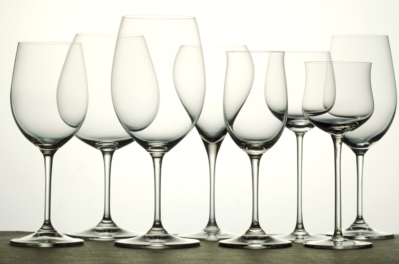 各种形式，用途不同的酒杯，图片来源：www.made-in-italy.com